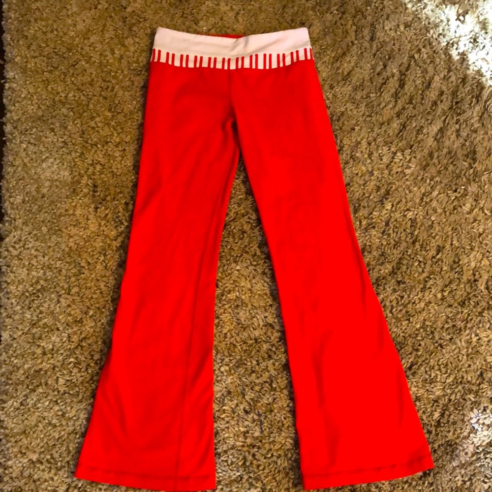 Lululemon flare leggings. Size 8 red